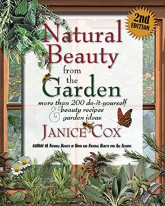 Book cover of Natural Beauty from the Garden by Janice Cox